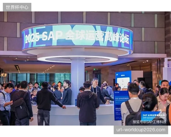 跨国品牌在进行全球统一的数字化激活时，若忽视不同市场的文化差异和用户习惯，极易产生“水土不服”的尴尬局面